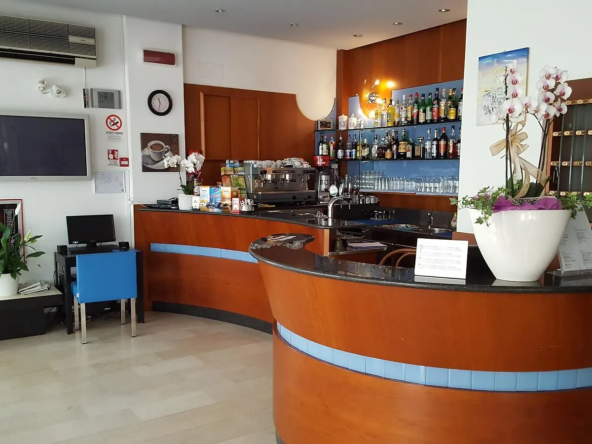 Hotel Saponi Римини 3*,
