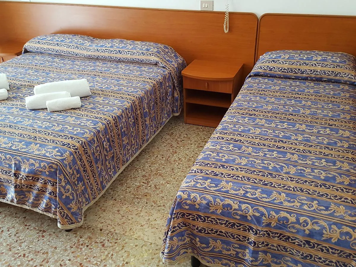 Hotel Saponi Римини
